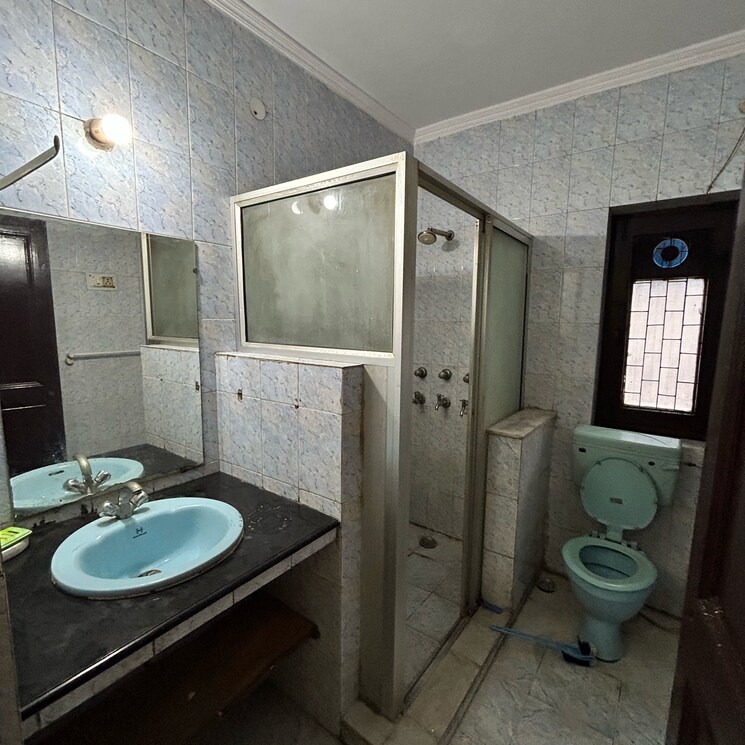 Team Area, ansal-plaza-sector-23 6+ Bedroom 2367 Sq.Ft. Independent House In Carterpuri Village Gurgaon 9201428