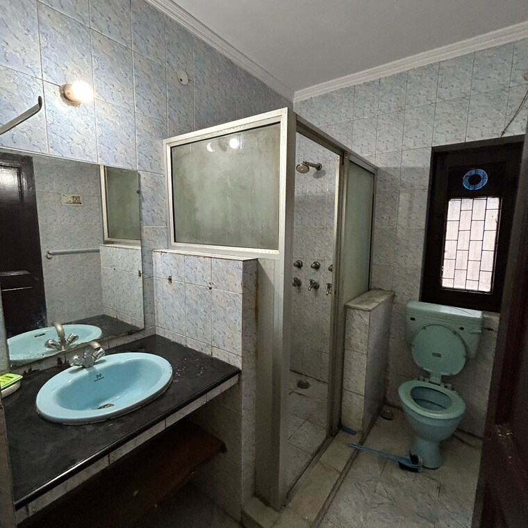 Team Area, ansal-plaza-sector-23 6+ Bedroom 2367 Sq.Ft. Independent House In Carterpuri Village Gurgaon 9201428