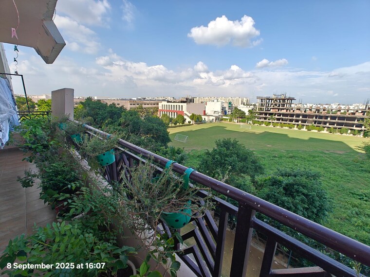 Balcony, puri-the-pranayam 3.5 Bedroom 2257 Sq.Ft. Apartment In Sector 82 Faridabad 9201462