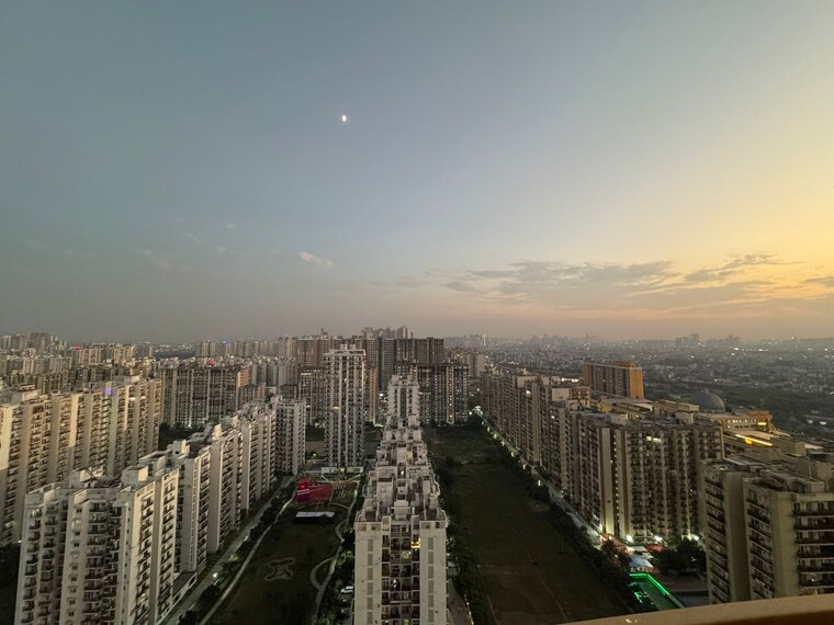 Exterior View, dasnac-burj 4 Bedroom 3030 Sq.Ft. Apartment In Sector 75 Noida 9201528