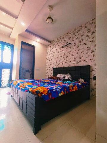 Bedroom in 2 BHK Builder Floor at Dwarka Mor – for Rent