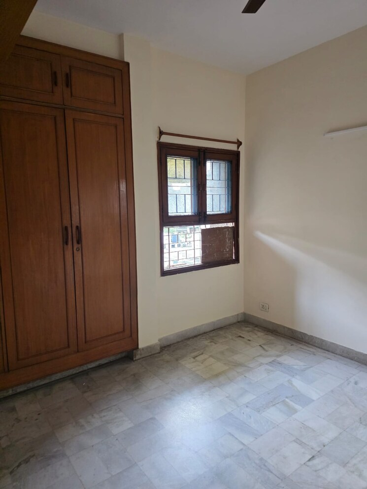 Room, kendriya-vihar-noida 3 Bedroom 1229 Sq.Ft. Apartment In Sector 51 Noida 9201552