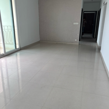 Room in 3 BHK Apartment at Mahagun Mirabella Highrise, Sector 79 – for Rent