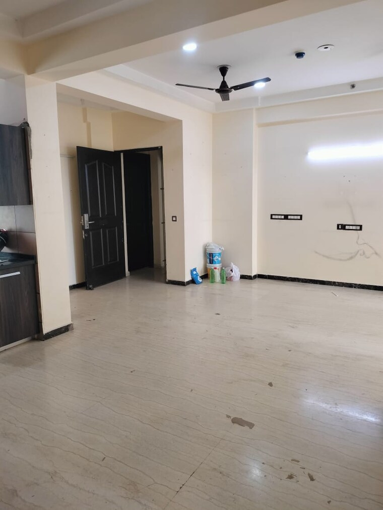 Room, dasnac-the-jewel 2.5 Bedroom 1370 Sq.Ft. Apartment In Sector 75 Noida 9201625