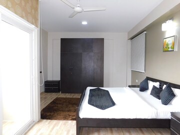 Bedroom in 2 BHK Builder Floor at Vasant Kunj – for Rent