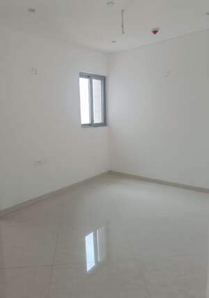  Shop For Sale in Old Sangvi