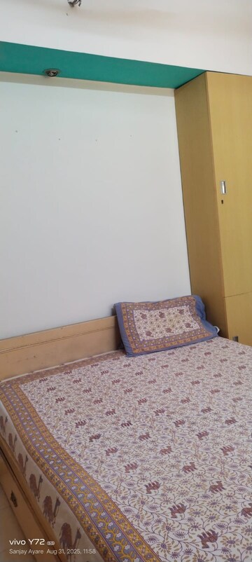 Bedroom in 1 BHK Apartment at Lalani Valentine Apartment, Malad East – for Rent