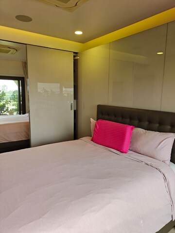 Bedroom in 3 BHK Apartment at Raheja Residency, Koramangala – for Rent