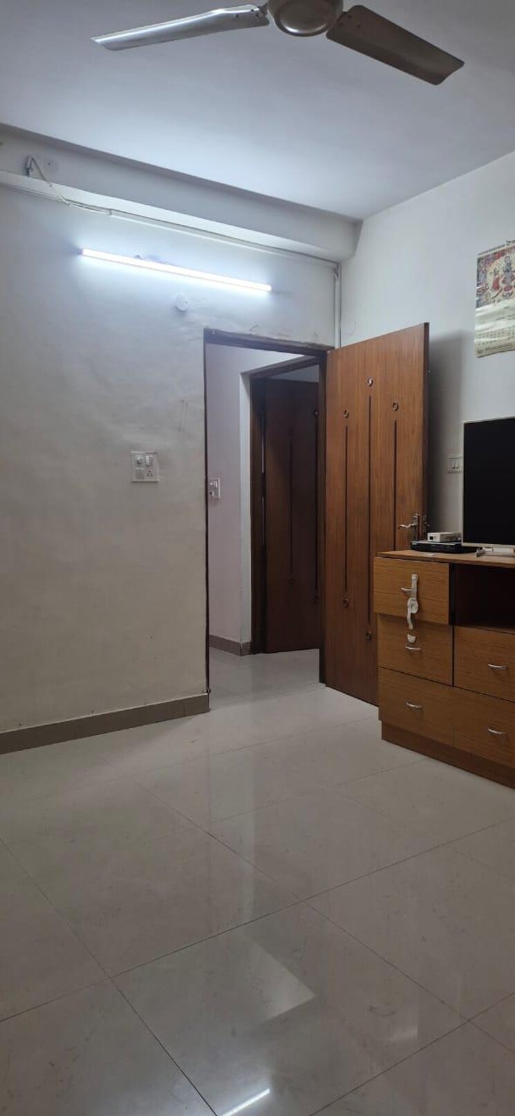 Room, dda-rosewood-apartments 3 Bedroom 1800 Sq.Ft. Apartment In Vasant Kunj Delhi 9201829
