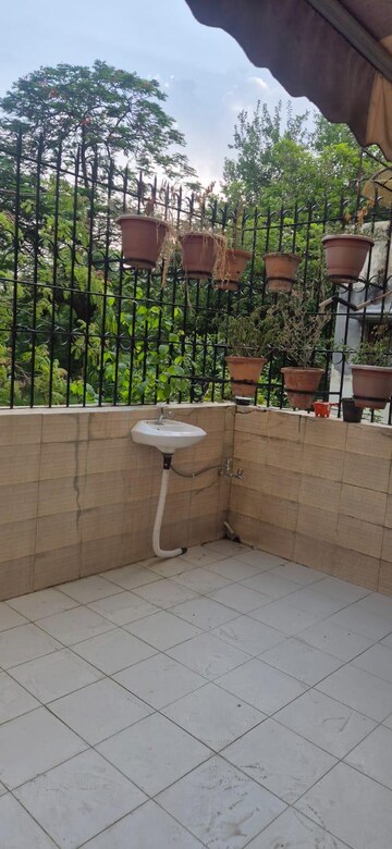  3 BHK Apartment at DDA Rosewood Apartments, Vasant Kunj – for Rent