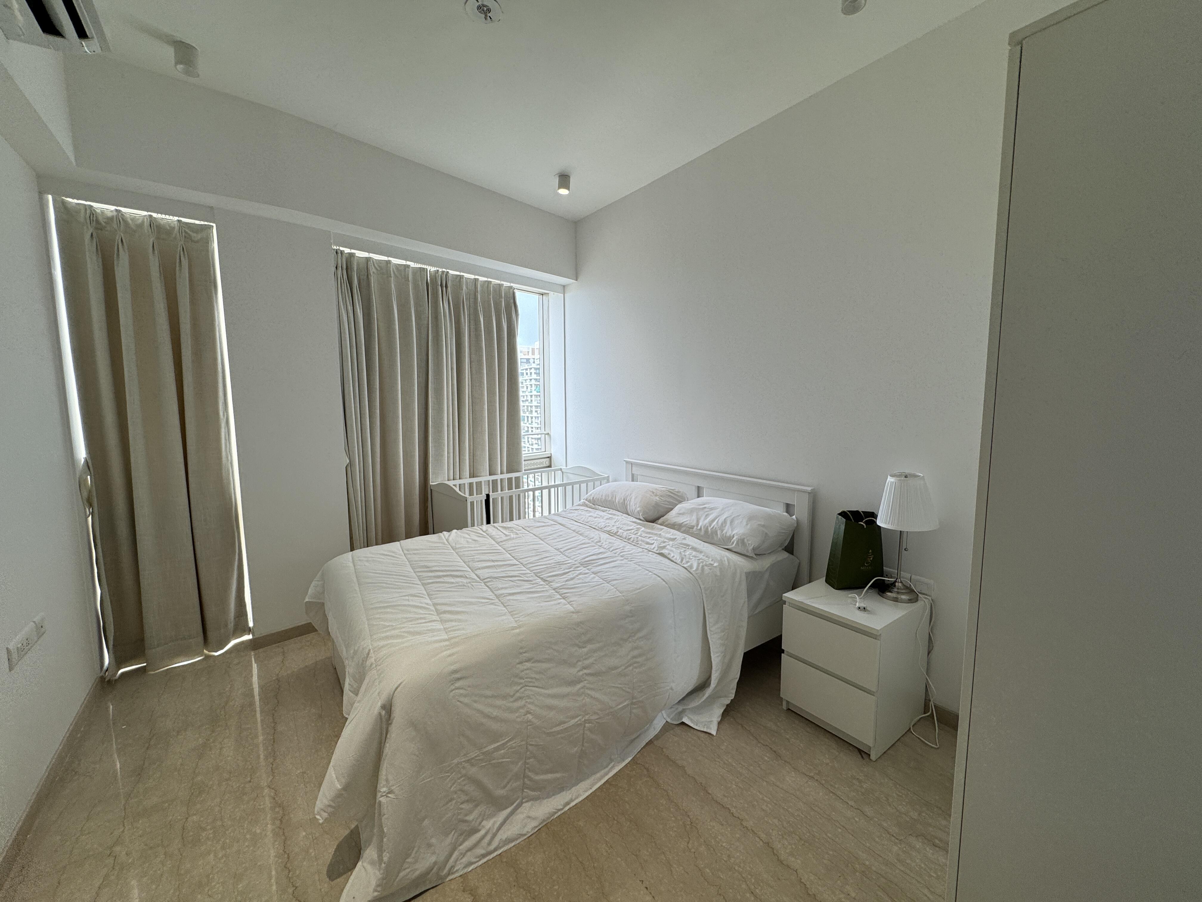 4 BHK + Pooja Room,Servant Room Apartment For Rent in Lodha The Park