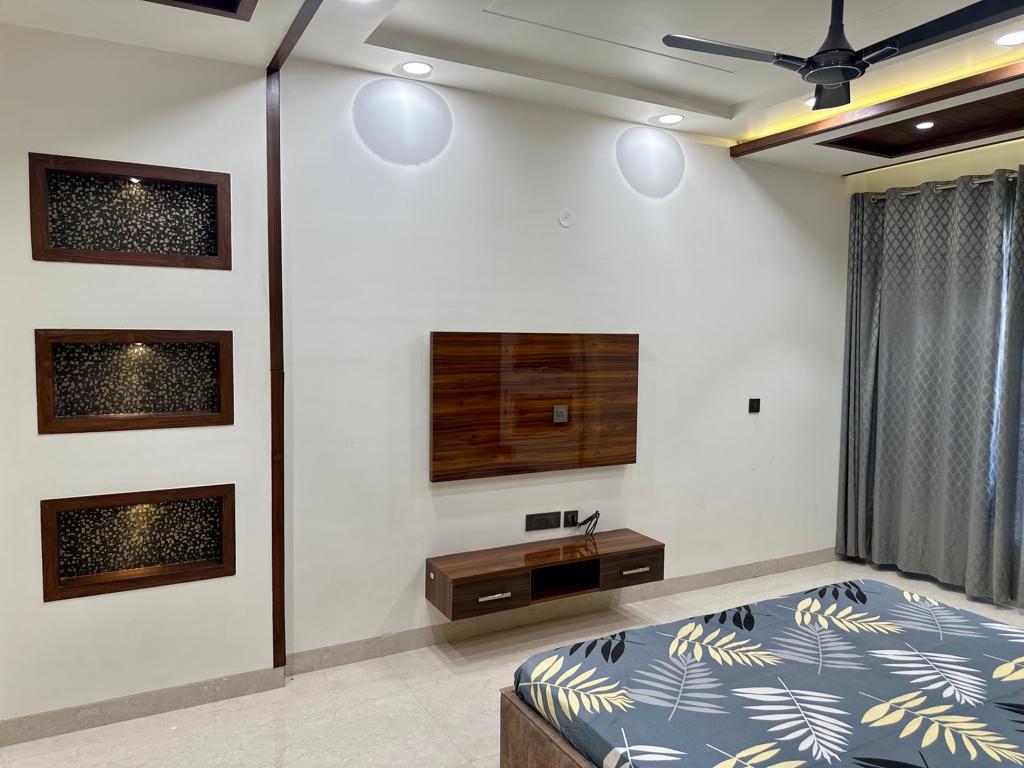 3 BHK + Pooja Room,Servant Room,Study Room,Extra Room Builder Floor For Sale in BP Homes