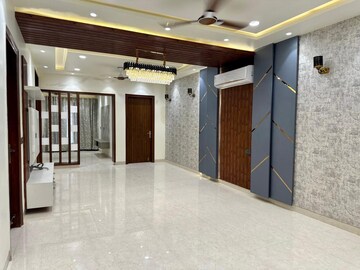 Room in 3 BHK Builder Floor at BP Homes, Sector 85 – for Sale