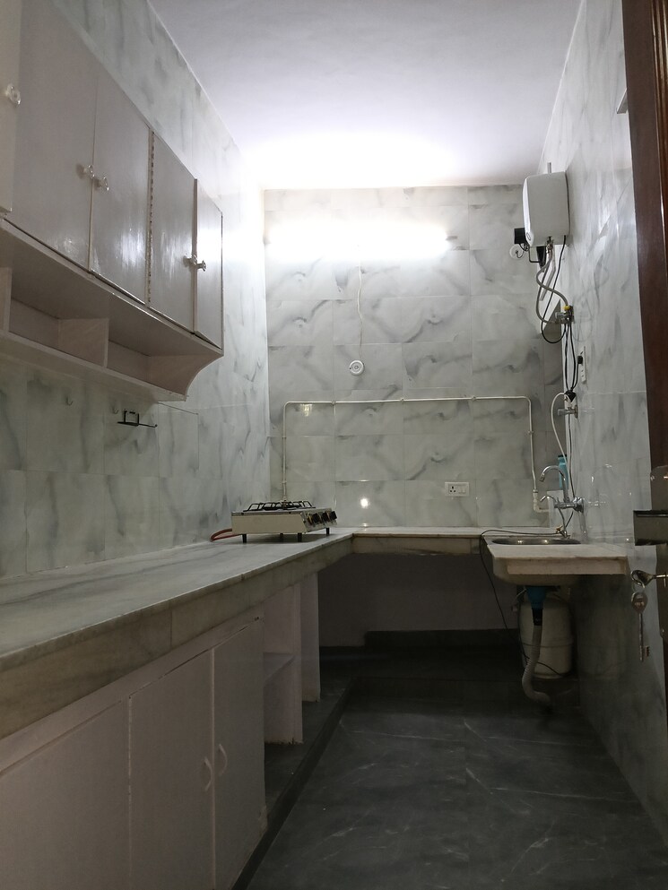 Kitchen, east of kailash 2 Bedroom 1600 Sq.Ft. Builder Floor In East Of Kailash Delhi 9201844
