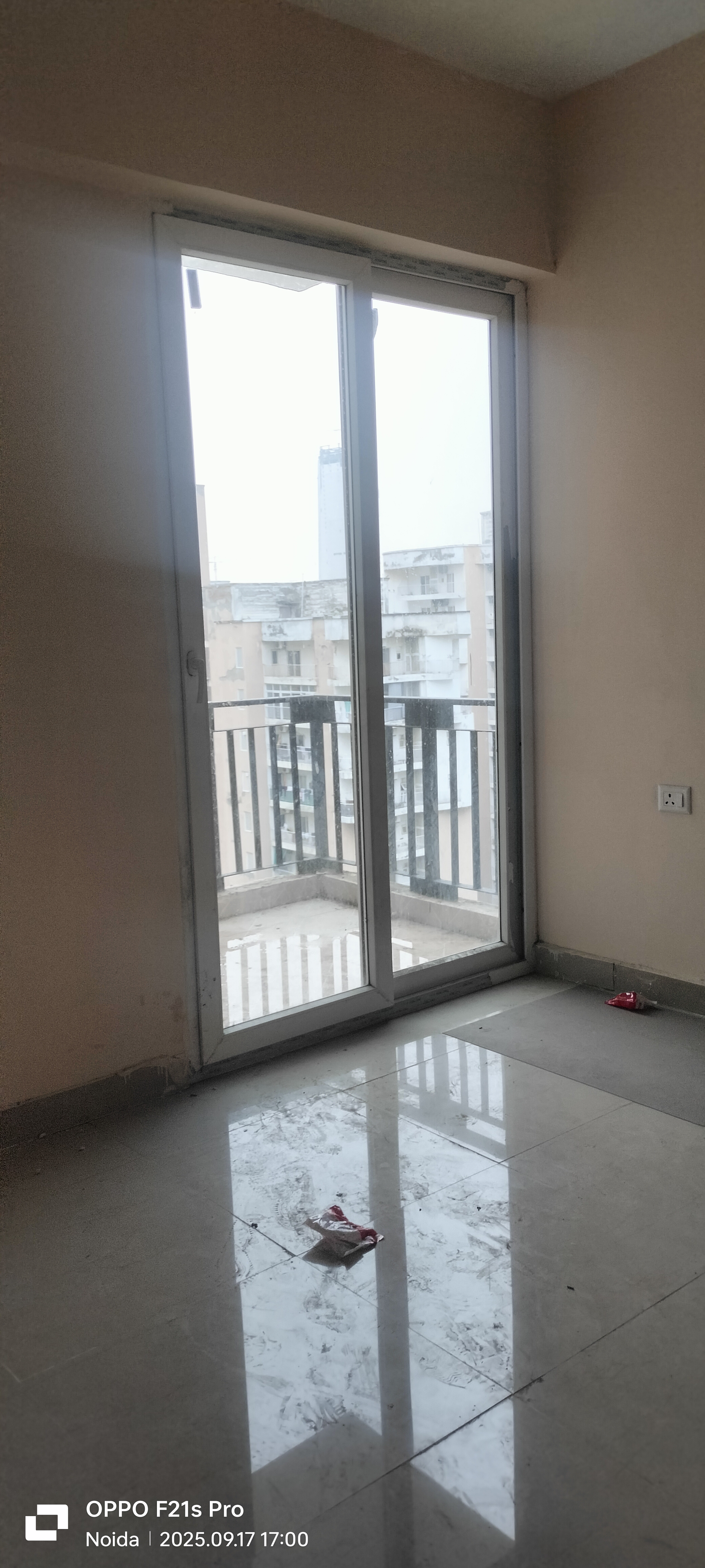 2 BHK + Study Room Apartment For Rent in Tata Eureka Park