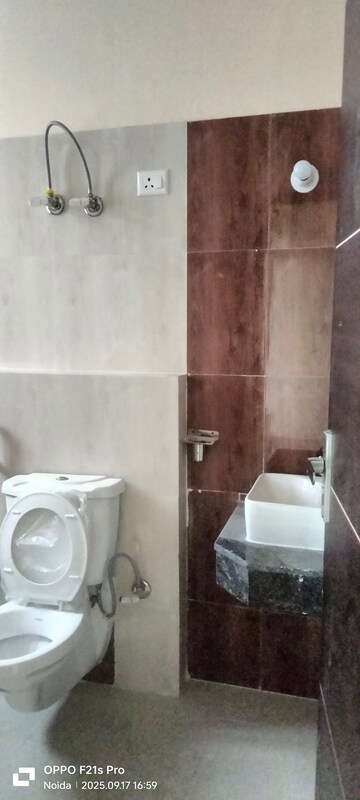 Bathroom in 2 BHK Apartment at Tata Eureka Park, Sector 150 – for Rent