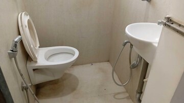 Bathroom in 4 BHK Apartment at Worli – for Rent