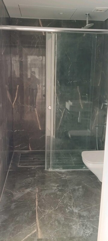 Bathroom in 4 BHK Apartment at Rustomjee Crown, Prabhadevi – for Rent