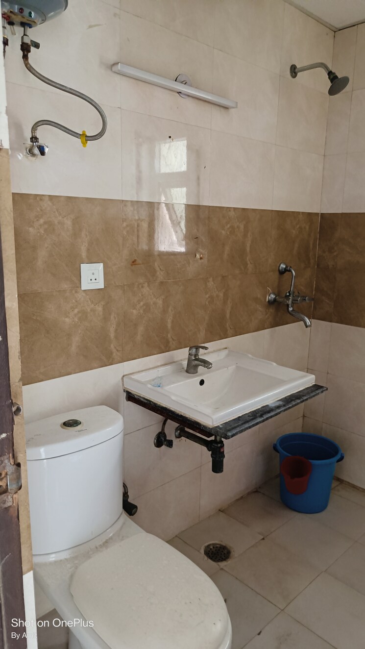 Bathroom, apex-athena 2 Bedroom 1295 Sq.Ft. Apartment In Sector 75 Noida 9201905