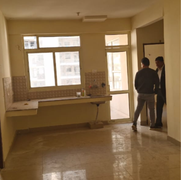Living Room in 3 BHK Apartment at BPTP Parkland Pride Phase 2, Sector 77 – for Sale