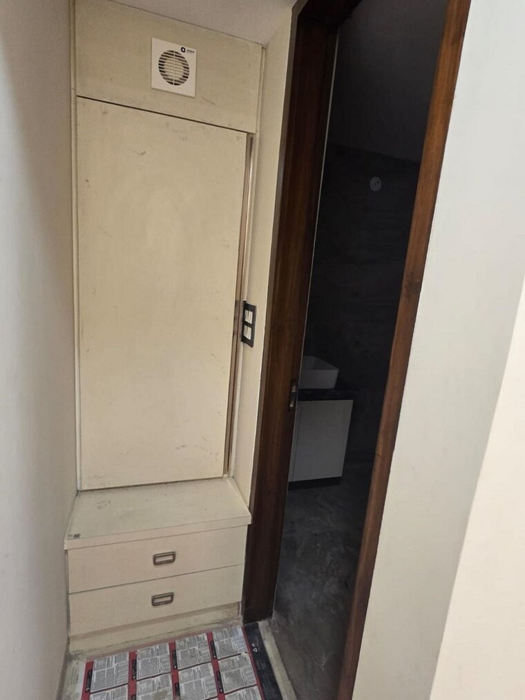 undefined, jagriti enclave 2.5 Bedroom 900 Sq.Ft. Apartment In Jagriti Enclave Delhi 9201917