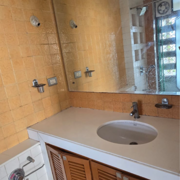 Furnished Amenities in 4 BHK Apartment at Mahalaxmi CHS Worli, Kamala Mill – for Rent