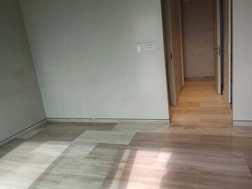 Room in 4 BHK Apartment at Lodha The World Towers World One Tier 2, Worli – for Rent