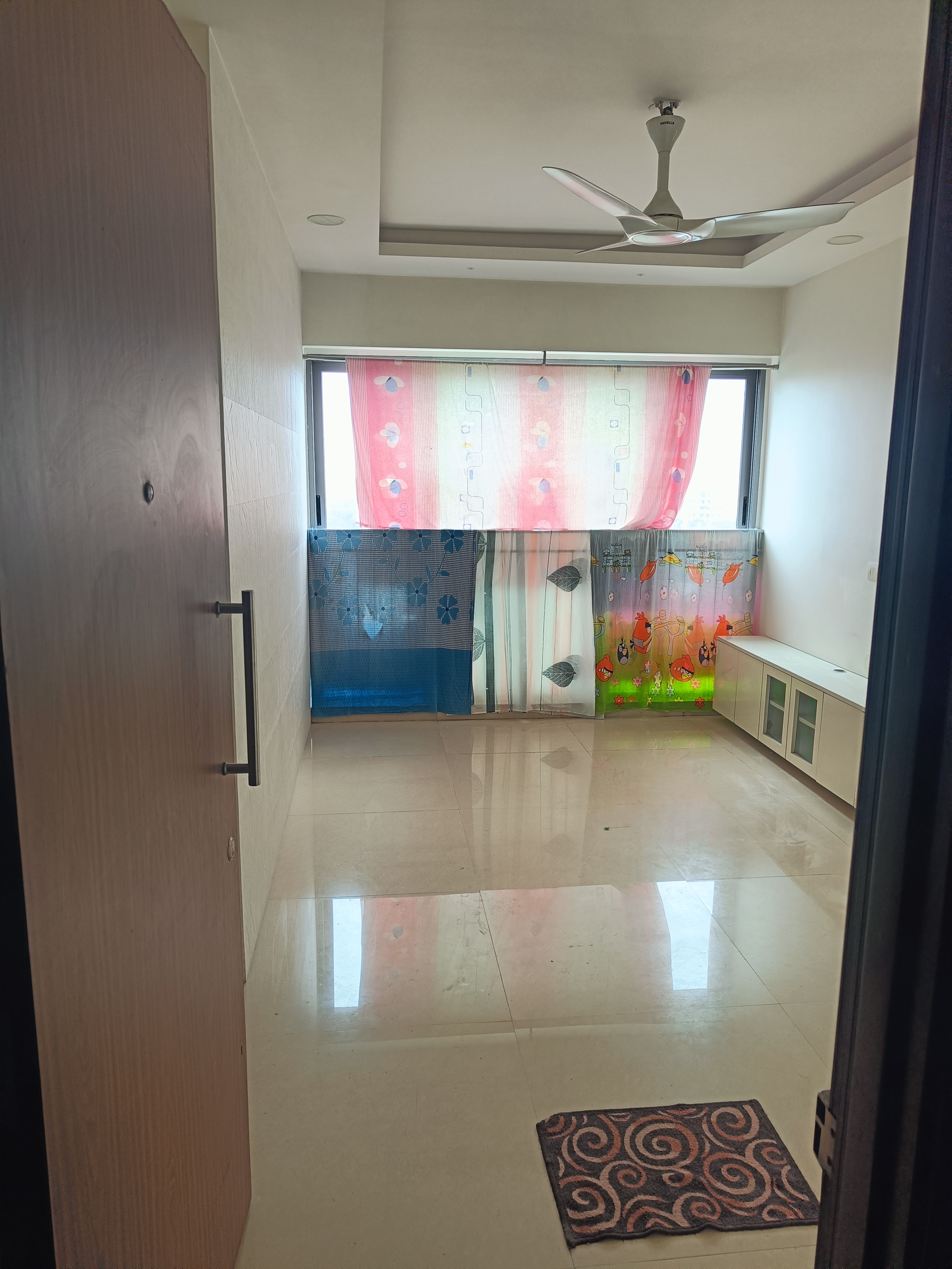 1.5 BHK Apartment For Rent in Kalpataru The Sunrise