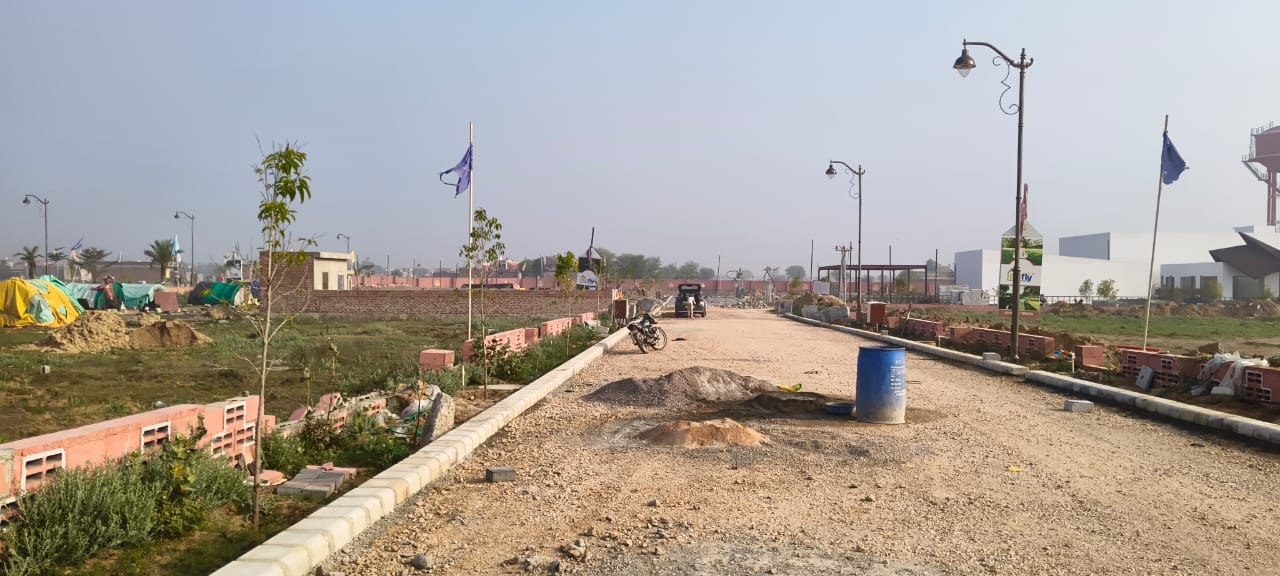 Plot For Sale in Vian City