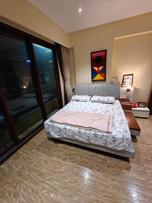 Bedroom in 2 BHK Apartment at Vakola – for Rent