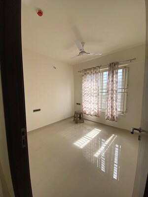 Room in 2 BHK Apartment at Pharande Puneville, Punawale – for Rent