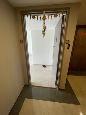  3 BHK Apartment at Kalpataru Vienta, Kandivali East – for Rent