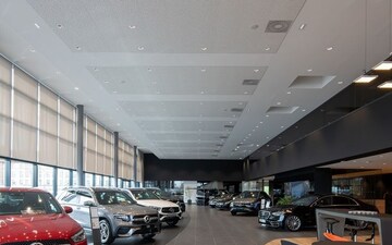 Showroom For Rent in Moti Nagar