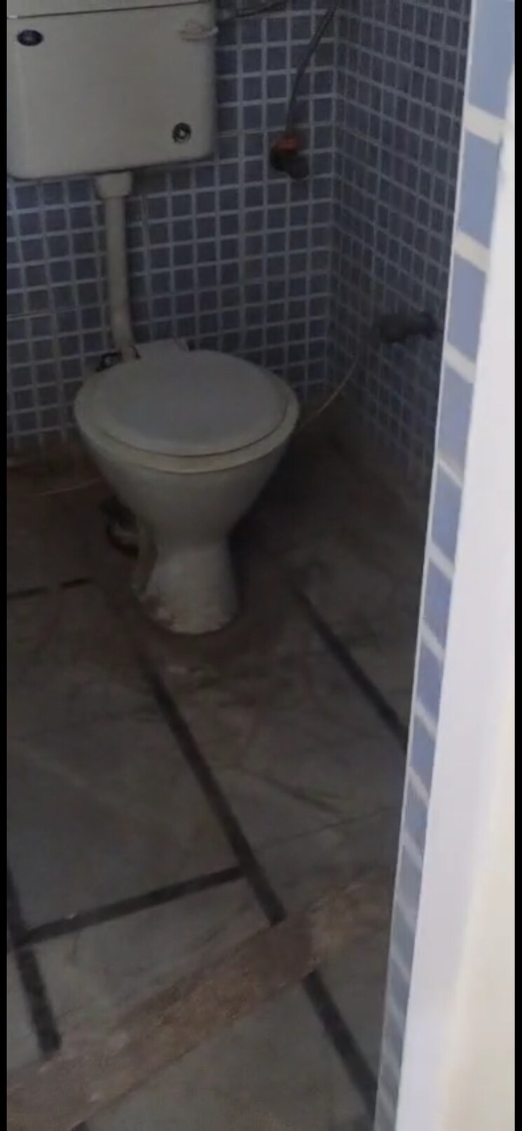 Bathroom, lajpat nagar ii 1 Bedroom 500 Sq.Ft. Builder Floor In Lajpat Nagar ii Delhi 9202205