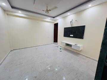 Room in 2 BHK Independent House at Chattarpur – for Rent