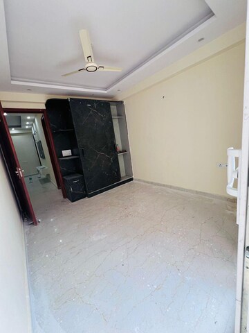 Room in 2 BHK Independent House at Chattarpur – for Rent