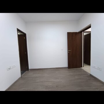 Room in 2 BHK Apartment at Ankur CHS Goregaon , Best Nagar – for Rent