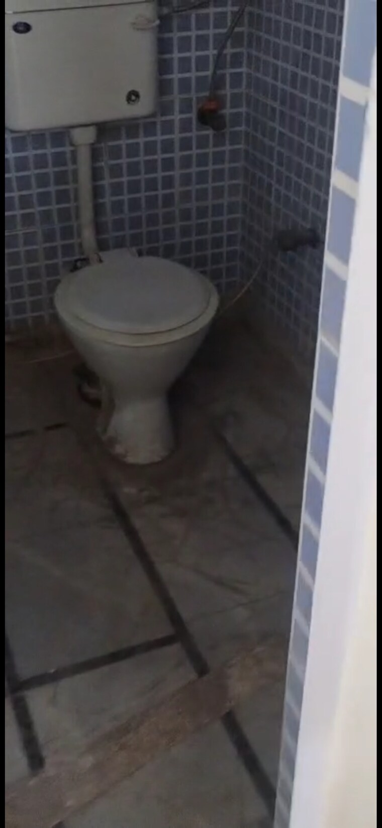 Bathroom, lajpat nagar ii 2 Bedroom 540 Sq.Ft. Builder Floor In Lajpat Nagar ii Delhi 9202300