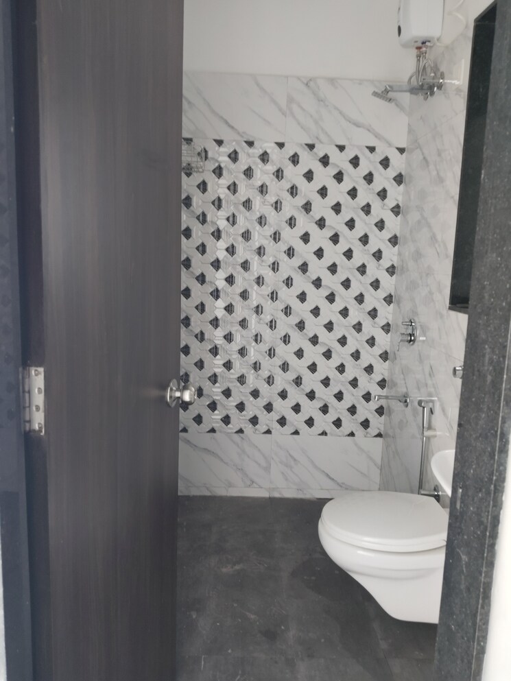 Bathroom, uk-iridium 1 Bedroom 395 Sq.Ft. Apartment In Kandivali East Mumbai 9202307
