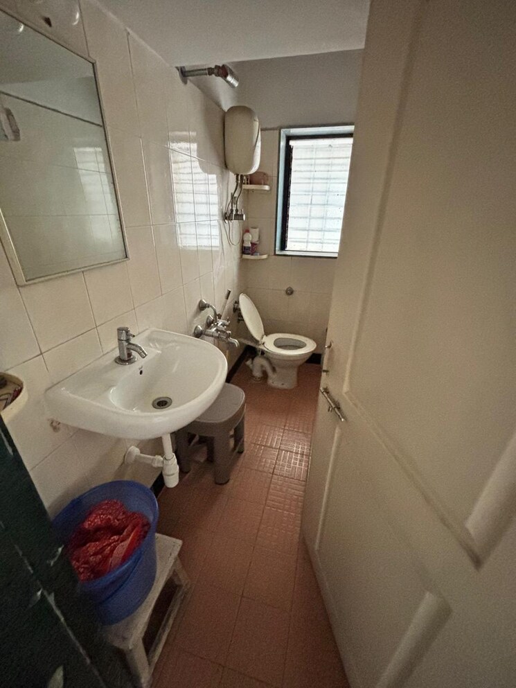 Bathroom, soham-garden 2 Bedroom 1015 Sq.Ft. Apartment In Manpada Thane 9202320