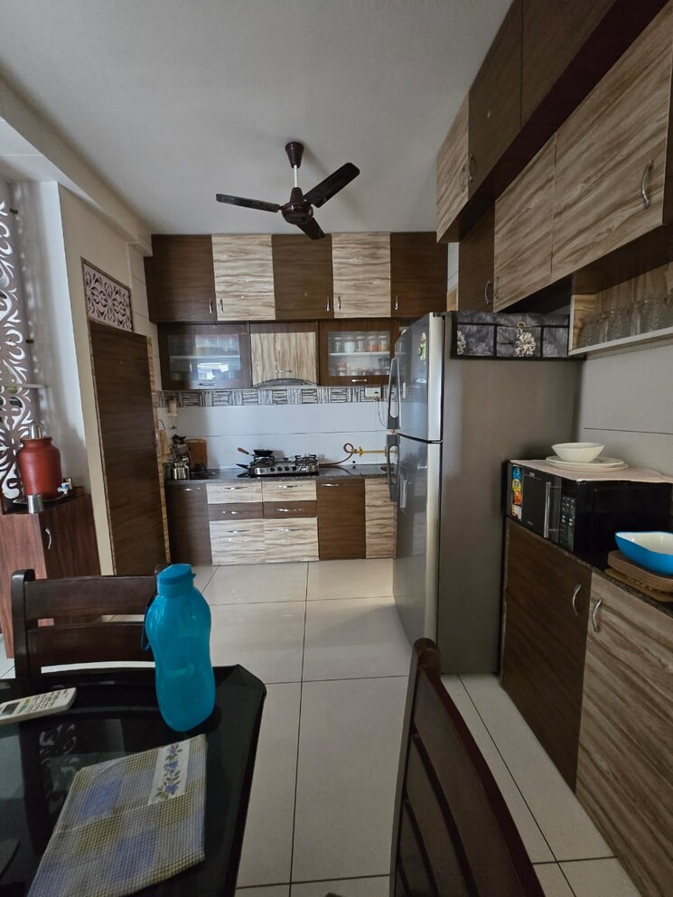 Kitchen, harni road 3 Bedroom 1650 Sq.Ft. Apartment In Harni Road Vadodara 9202324