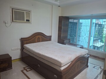 Bedroom in 2 BHK Apartment at Embassy Apartments, Andheri West – for Rent