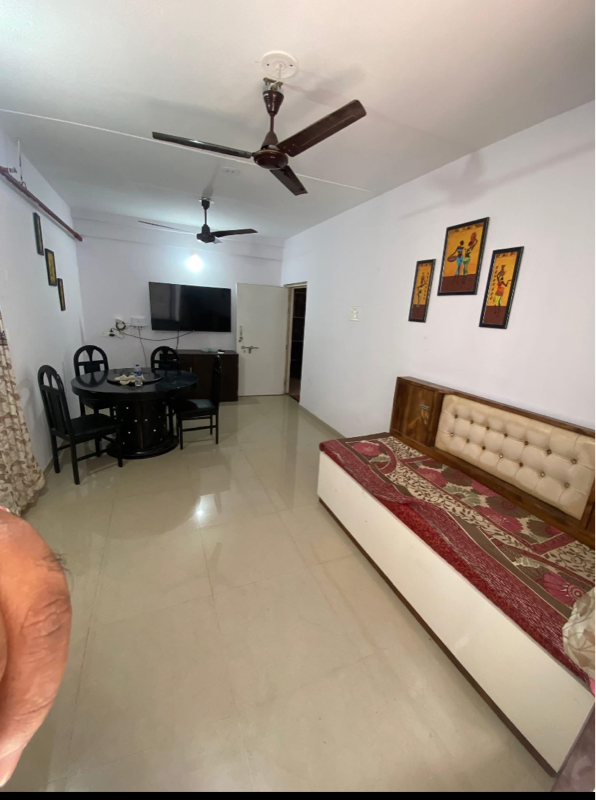 1 BHK + Servant Room Apartment For Rent in Milan CHS Goregaon