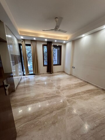 Room in 3 BHK Builder Floor at Ansal Sushant Lok I, Sector 43 – for Rent