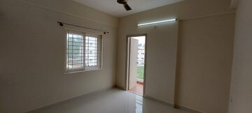 Room in 2 BHK Apartment at Jayani Paradise, Mahadevpura – for Rent