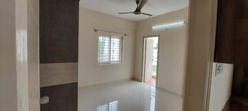 Room in 2 BHK Apartment at Jayani Paradise, Mahadevpura – for Rent