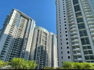 4 BHK Apartment – Exterior View View at DLF The Belaire, Sector 54 - for Sale