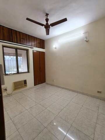 Room in 3.5 BHK Apartment at  Army Welfare CHS, Nerul – for Rent