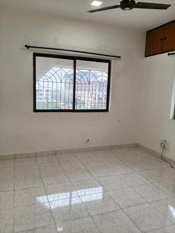 Room in 3.5 BHK Apartment at  Army Welfare CHS, Nerul – for Rent