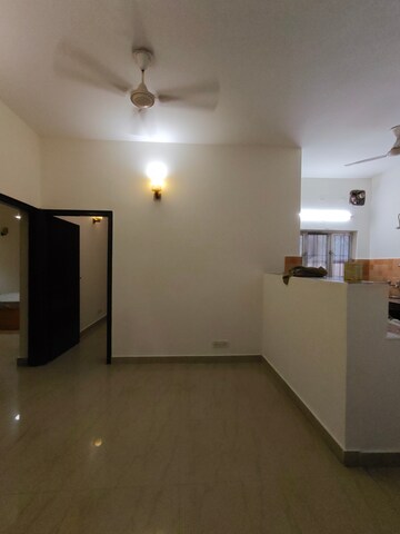 Room in 3 BHK Builder Floor at Ansal Sushant Apartments, Sushant Lok I – for Rent